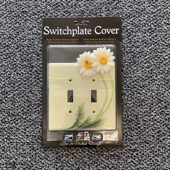 Ladybug and Daisy double switchplate cover. - Picture 1 of 1